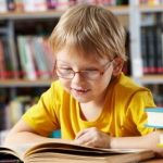 Używanie wizualnych obrazów dla zrozumienia czytania