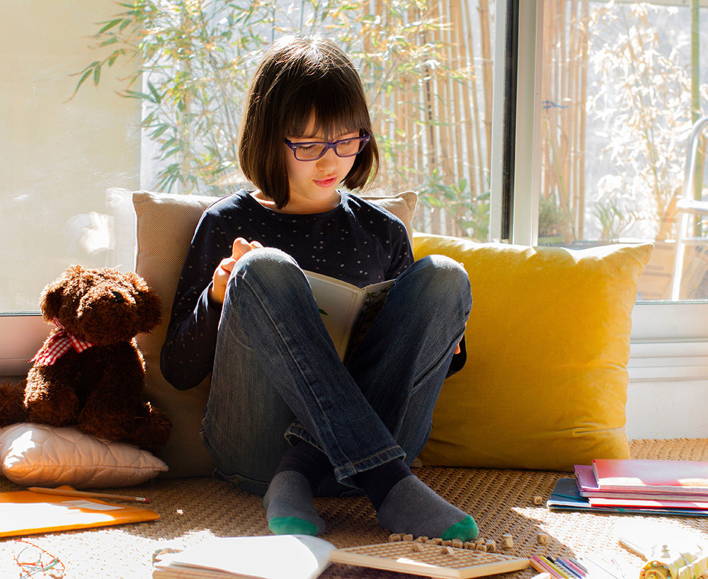 Metoda Davisa - dziewczynka czyta książkę